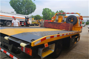 红古附近拖车电话号码服务